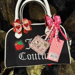 Juicy Couture Purse-read description